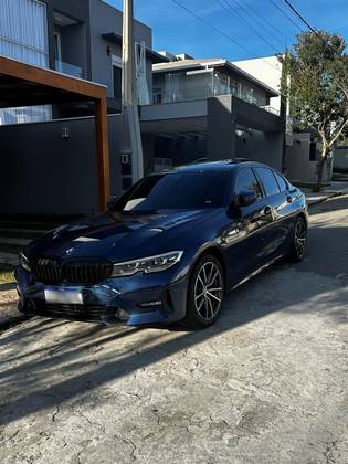 BMW 320i 2.0 16V TURBO FLEX SPORT GP AUTOMÁTICO BMW 320i 2.0 16V TURBO FLEX SPORT GP AUTOMÁTICO